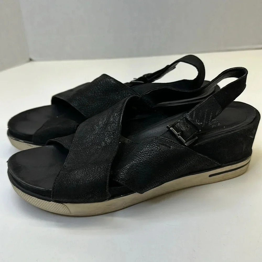 Eileen Fisher Sandals Platform Shoes Strappy Suede Ankle Strap Black Size 9